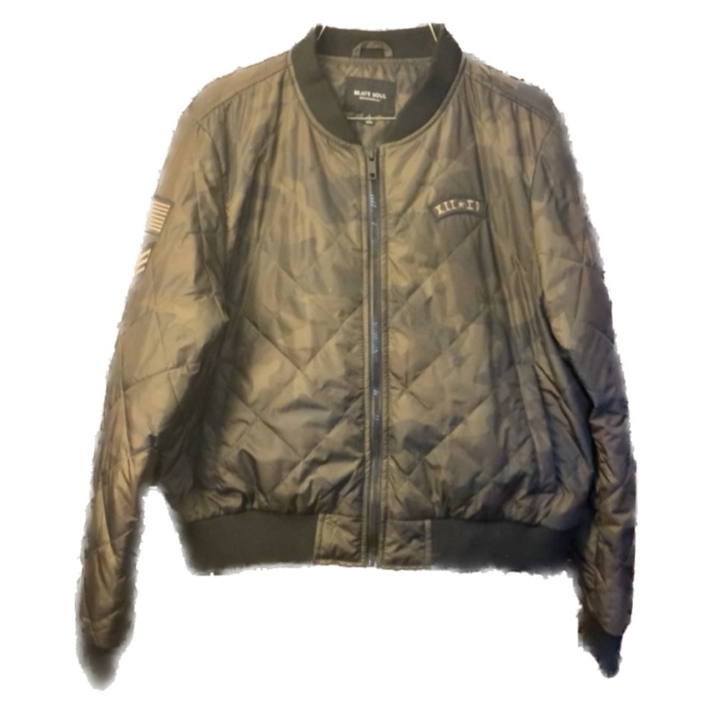 Brave Soul Black Green Camouflage Bomber style puffer jacket Large unisex